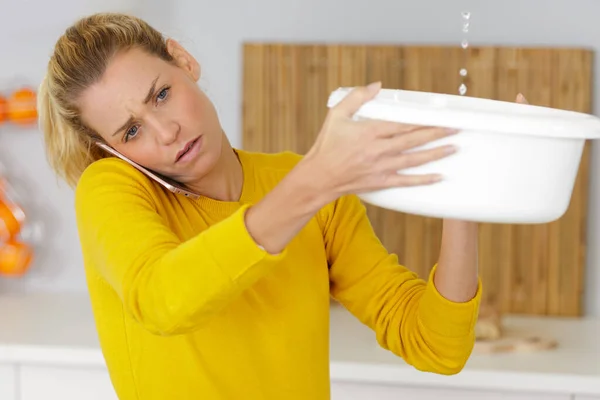 Frustrated Woman Claiming Insurance Water Leaks — Stock Photo, Image