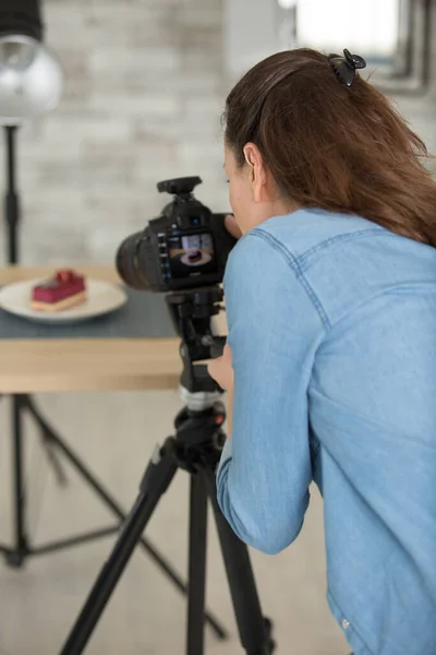 Young Happy Woman Photographing Food — Stock Photo, Image