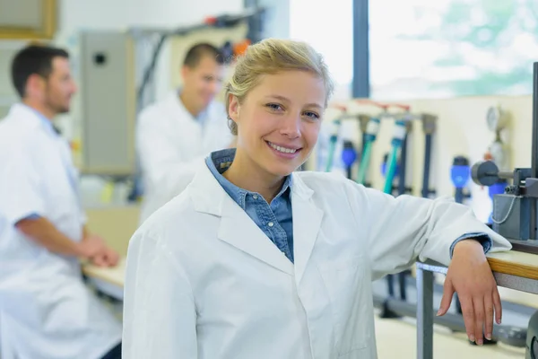 Female Worker Lab Coats Looking Camera — Stock Photo, Image