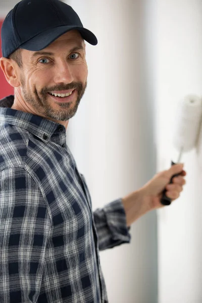 Constructor Pintor Decorador Sonriendo Cámara — Foto de Stock