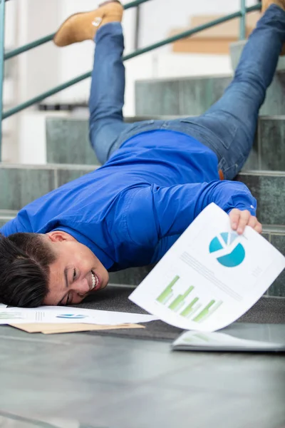 Office Worker Felling Stairs — Stock Photo, Image