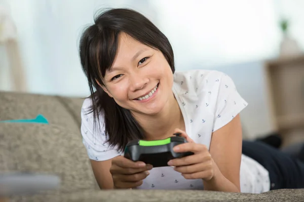 Gelukkig Vrouw Hebben Plezier Spelen Video Games — Stockfoto