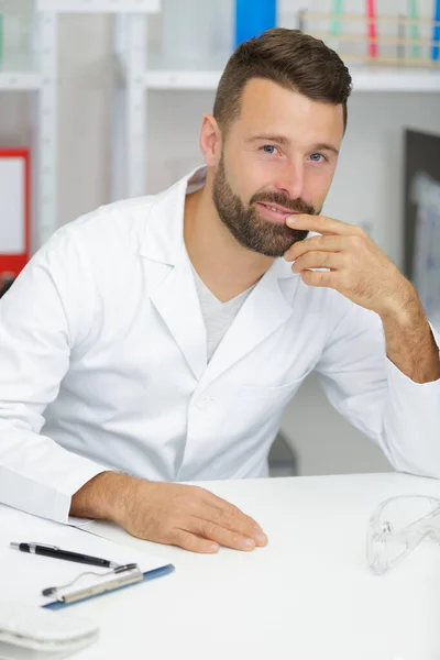 Portrait Cheerful Doctor Wearing White Labcoat — Stock Photo, Image