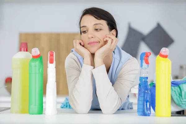 Woman Cleaning Cleaning Products — Stock Photo, Image