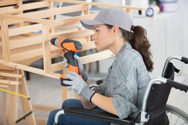 Disabled Worker Wheelchair Working Carpenters Workshop — Stock Photo, Image