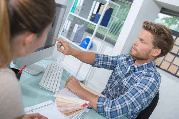 Affärsmän Möte Kommunikation Diskussion Arbetskontor Koncept — Stockfoto