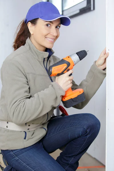 Worker Woman Drill Standing New Home — Stock Photo, Image