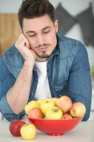 Hou Van Appels Mannelijke — Stockfoto