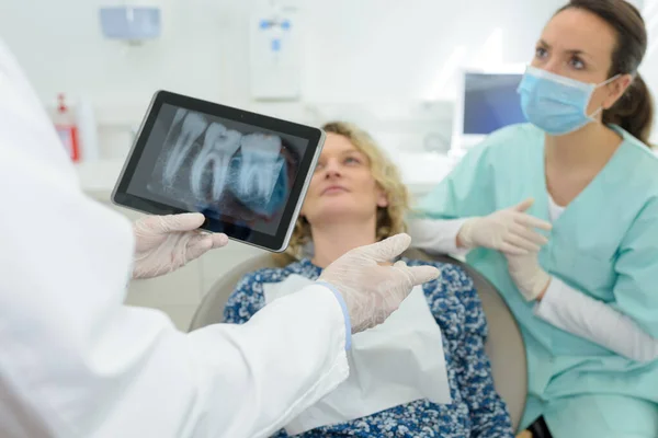 歯科用X線検査の結果 — ストック写真