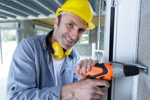 Trabajador Hombre Perforación Concreto Sitio Construcción — Foto de Stock