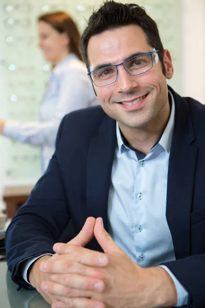 Portrait Handsome Suited Man Opticians — Stock Photo, Image