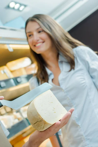 Peynir Tavsiye Istiyorum Kadın — Stok fotoğraf