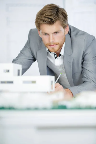 Suited Architect Looking Scale Model — Stock Photo, Image