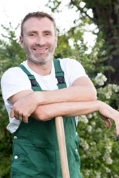 Male Gardener Leaning Wooden Handle — Stock Photo, Image