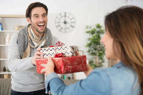 Boyfriend Receiving Gifts His Partner — Stock Photo, Image