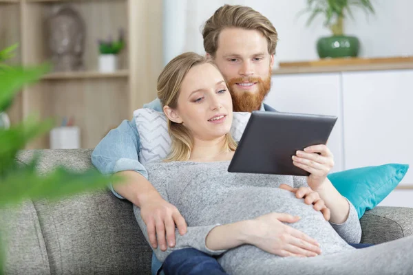 Happy Family Watching Video Tablet Smiling — Stock Photo, Image
