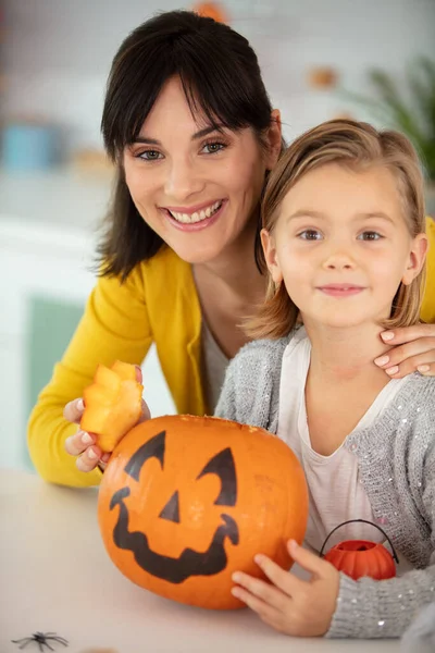Matka Córka Halloween Party Dyni — Zdjęcie stockowe