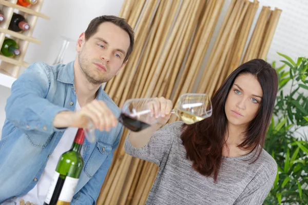 Couple Tasting Wine Couple — Foto de Stock