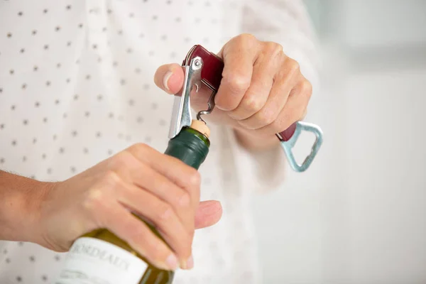 Hand Broaching Bottles Wine — Stock Photo, Image