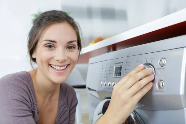 Happy Housewife Woman Laundry Room Washing Machine — Stock Photo, Image