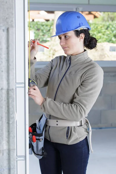 Women Helmet Work Measuring Repair Apartment — Stock Photo, Image