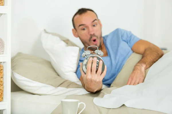 Man Waking Realizing Has Overslept — Stock Photo, Image