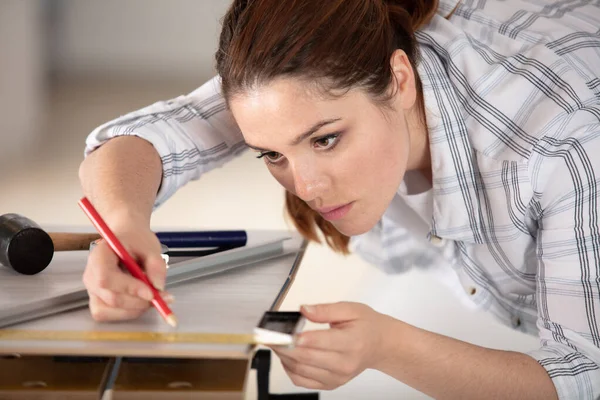 Serious Carpenter Woman Holding Ruler Pencil While Making Wood — Stock Photo, Image