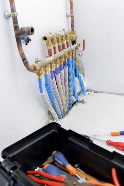 Plumber Installing System Piping — Stock Photo, Image