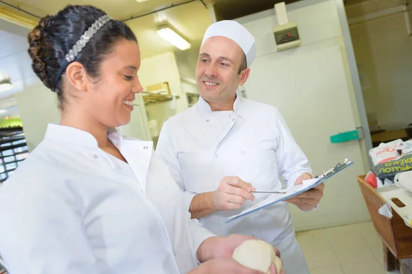 Pastry Cook Professional Team Man Woman Restaurant Kitchen — Stock Photo, Image