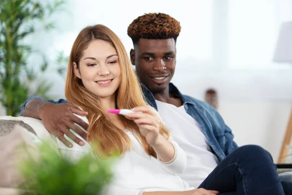 Couple Celebrating Positive Home Pregnancy Test Result — Stock Photo, Image