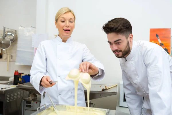 Female Chef Making White Chocolate Truffles — Stock Photo, Image