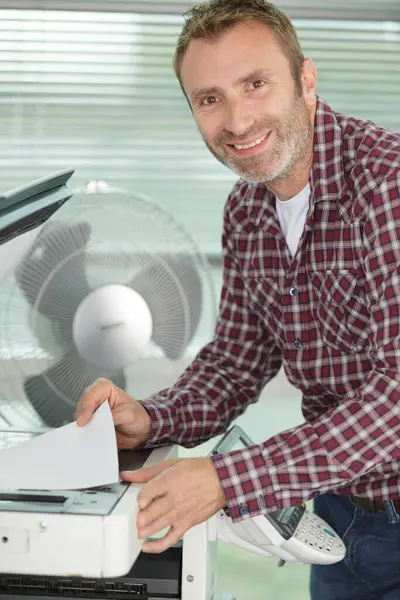 Happy Man Doing Documents Copies Copying Machine — Stock Photo, Image