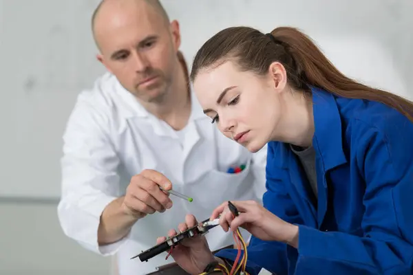 Student Teacher Electrical Engineering Course — Stock Photo, Image