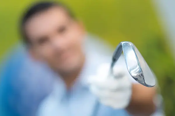 Jugador Golf Mostrando Club Golf —  Fotos de Stock
