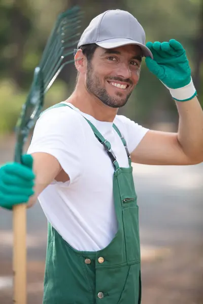Man Working Country Garden Holding Leave Rake — Stock Photo, Image