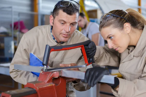 Female Worker Cutting Box Section Steel — Stock Photo, Image
