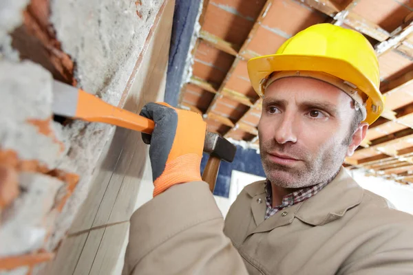 Male Builder Chisel Hammer — Stock Photo, Image