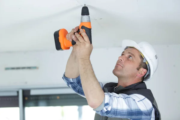 Construction Worker Assemble Suspended Ceiling Drywall — Stock Photo, Image