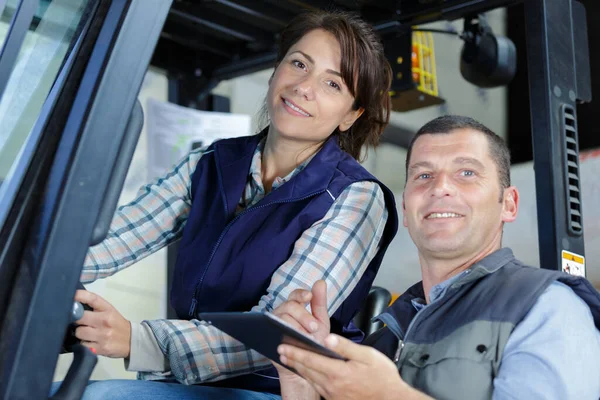 Portrait Female Forklift Driver Her Male Colleague — Stock Photo, Image