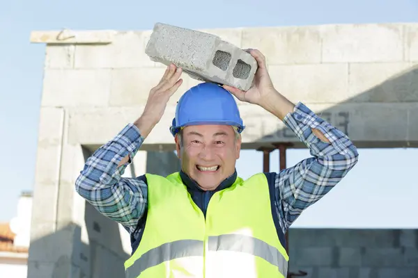 Man Concrete Block His Safety Helmet — Stock Photo, Image