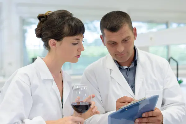 Wine Product Safety Inspector — Stock Photo, Image