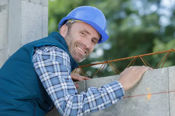 Happy Worker Construction Site — Stock Photo, Image