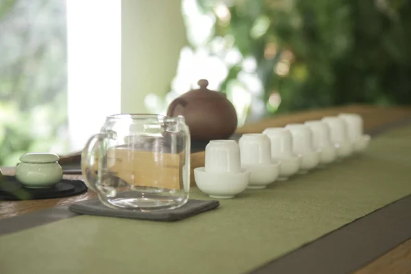 为中国传统茶道准备好茶具 — 图库照片