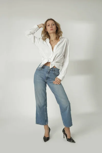 Fashion Portrait Young Woman White Cotton Button Shirt Blue Jeans — Stock Photo, Image