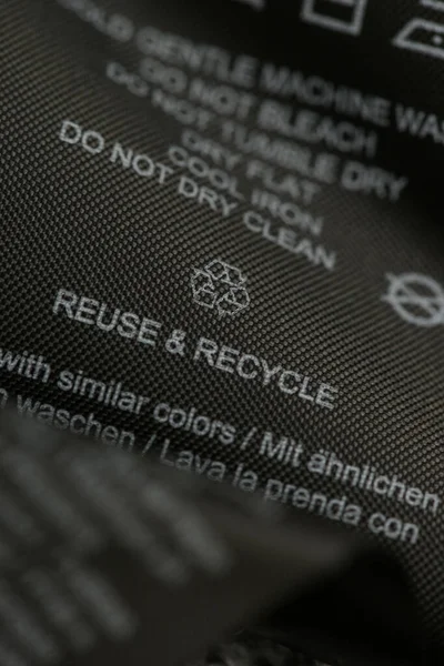 Štítek Látkovým Složením Návod Mytí Značka Recyklace Černé Látkové Etiketě — Stock fotografie