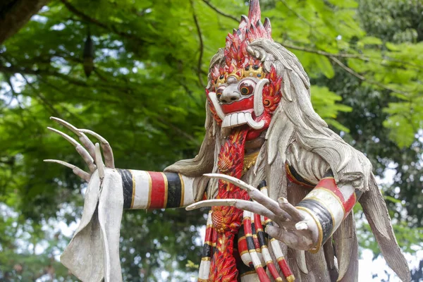Kleurrijke Rangda Demonenkoningin Standbeeld Bij Balinees Koninklijk Waterpaleis Tirta Gangga — Stockfoto