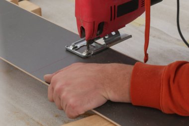 Kaplama döşeme kurulumunun adım adım