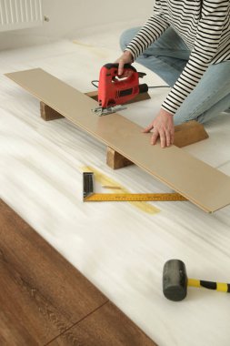 Kaplama döşeme kurulumunun adım adım