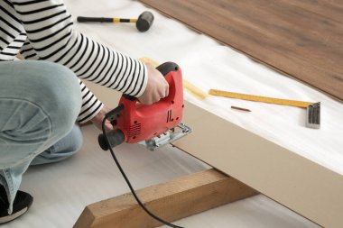 Kaplama döşeme kurulumunun adım adım