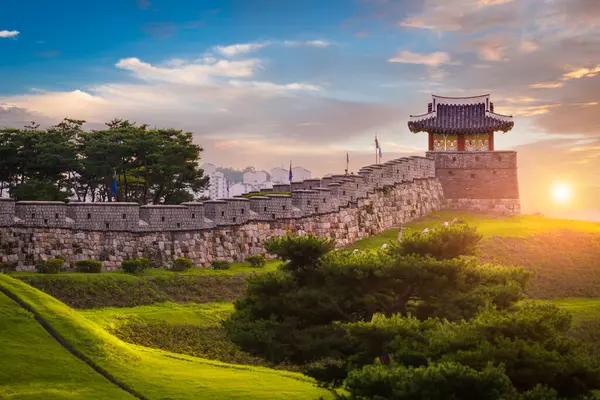Fort Hwaseong Sunset Traditionele Architectuur Van Korea Suwon Zuid Korea — Stockfoto